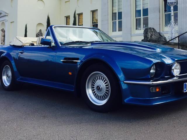 Aston Martin V8 Vantage Volante
