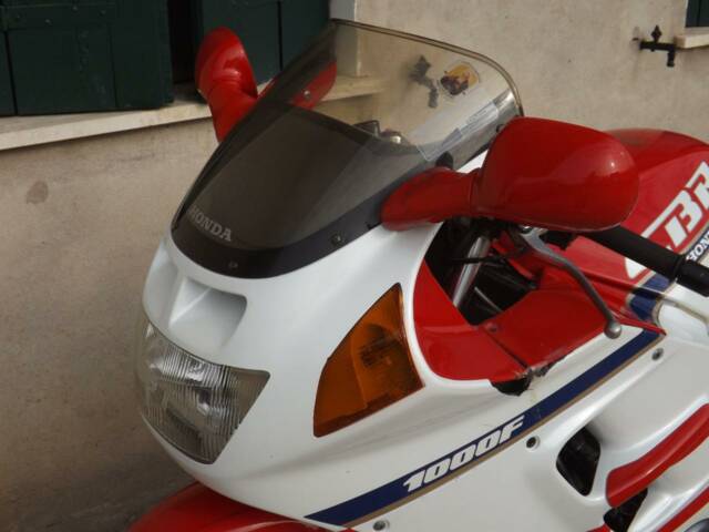 Honda CBR 1000F