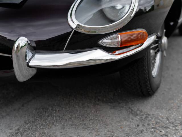 Jaguar E-Type 4.2