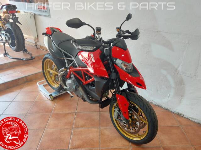Ducati Hypermotard 950