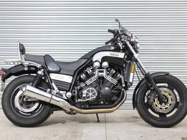 Yamaha V-Max 1200