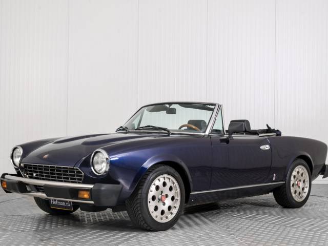 FIAT Spider 2000