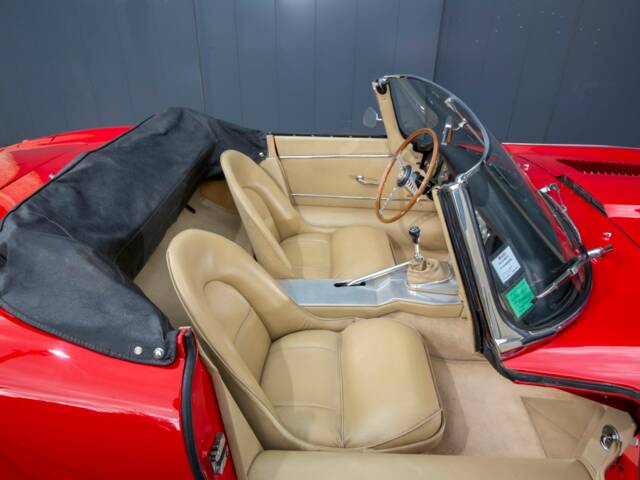 Jaguar E-Type 3.8 Flat Floor