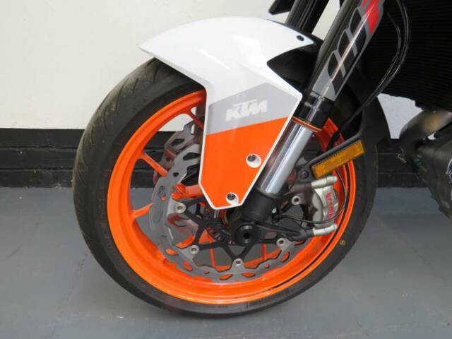 KTM 1290 Super Duke R