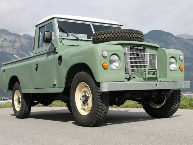 Immagine 1/12 di Land Rover 109 (1979)