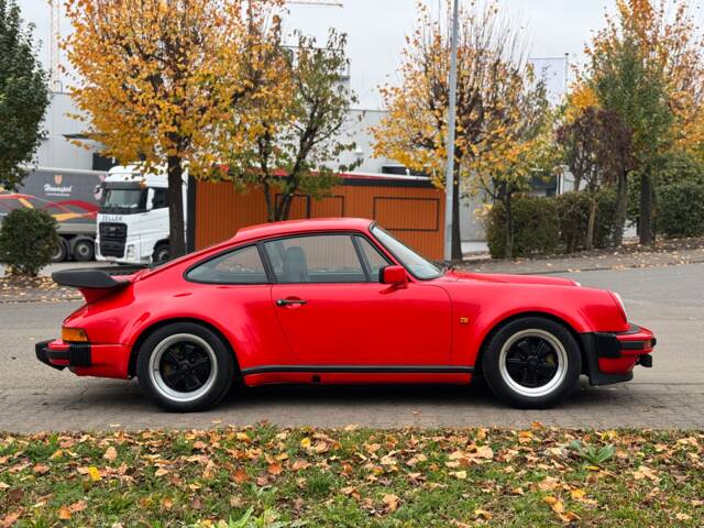 Porsche 911 Turbo 3.3