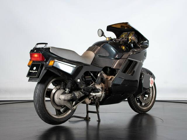 BMW K1
