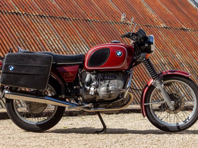 Bild 1/19 von BMW DUMMY (1976)