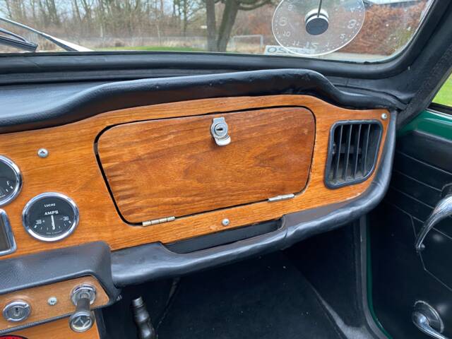 Triumph TR 4