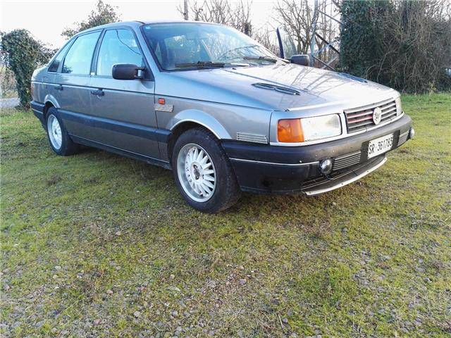 Afbeelding 1/13 van Volkswagen Passat 1.8 (1992)