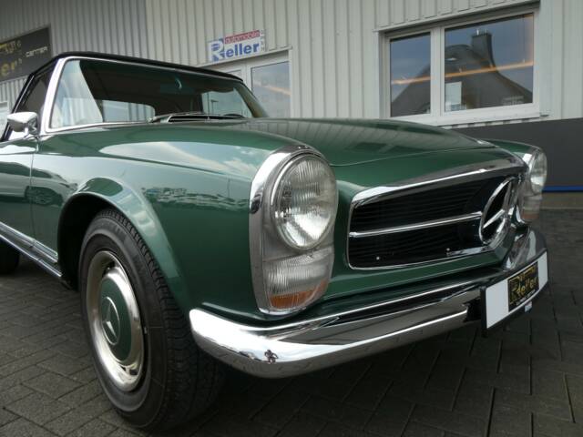 Mercedes-Benz 280 SL
