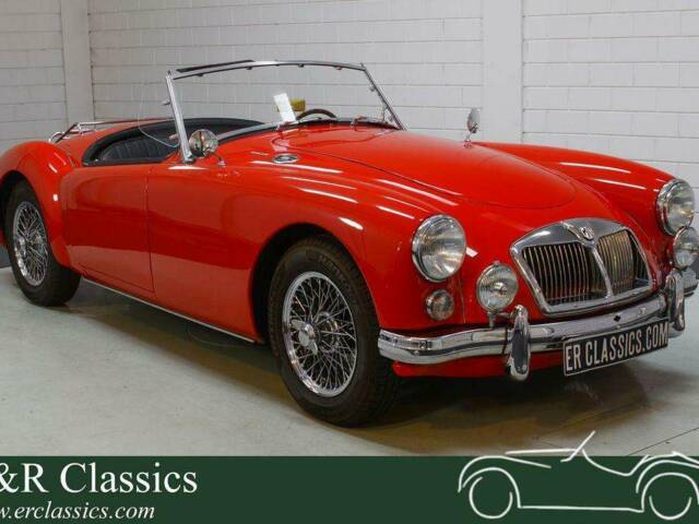 Image 1/19 of MG MGA 1600 (1962)