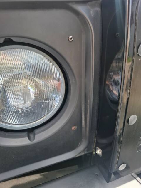 Land Rover Defender 110