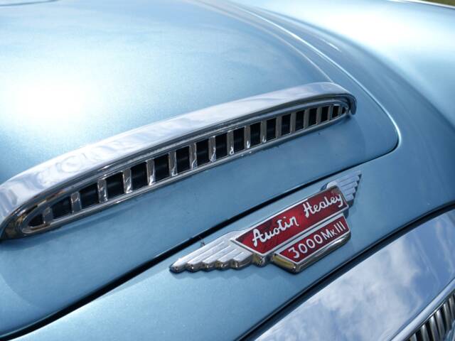 Austin-Healey 3000 Mk III (BJ8)