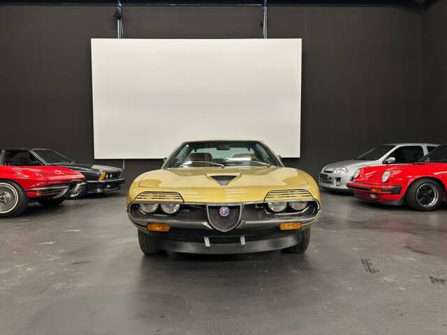 Alfa Romeo Montreal