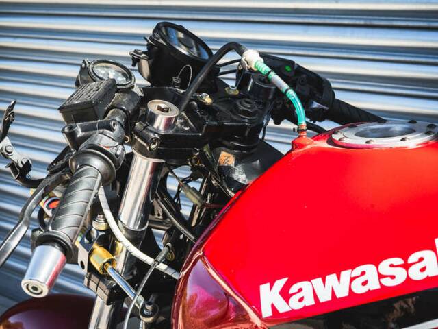 Kawasaki GPX 750R
