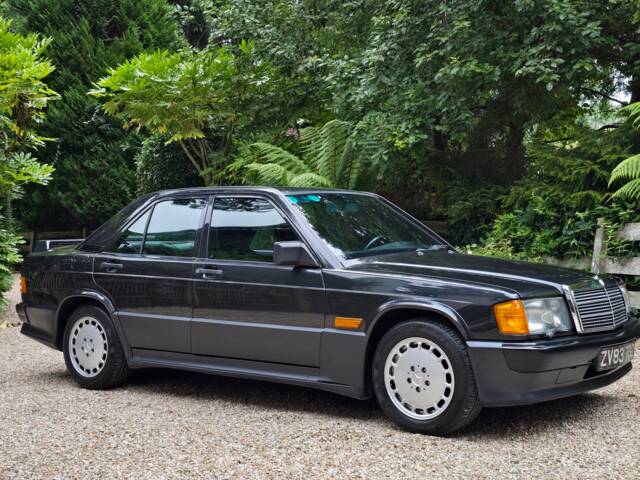Mercedes-Benz 190 E 2.3-16