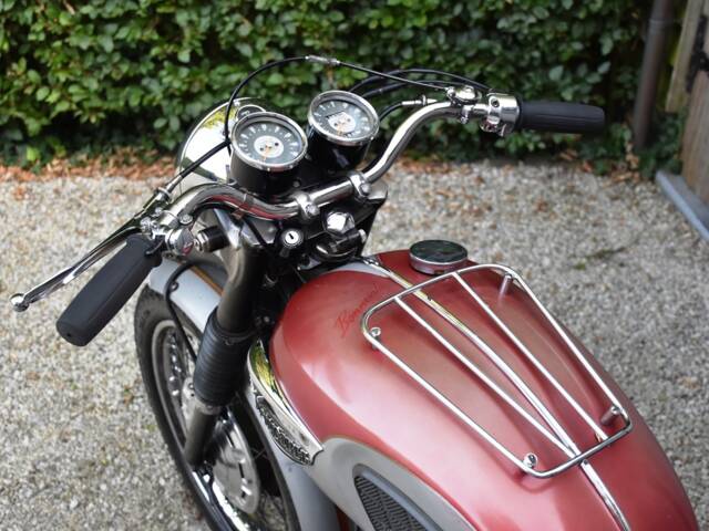 Triumph Bonneville T120