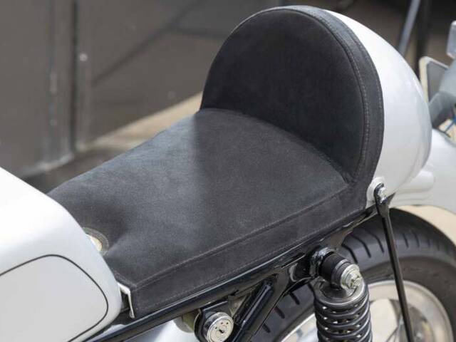 Honda CB 77
