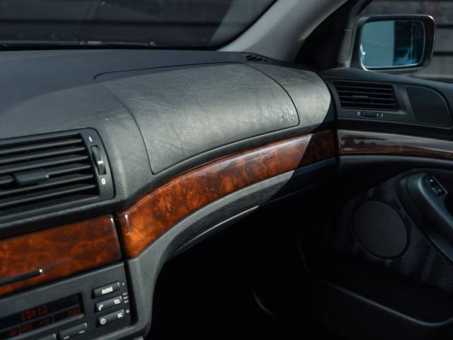 ALPINA B10 3.2