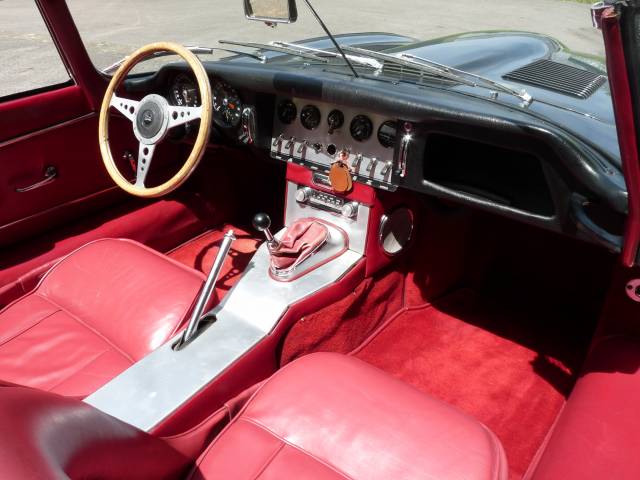 Jaguar E-Type 3.8 Flat Floor