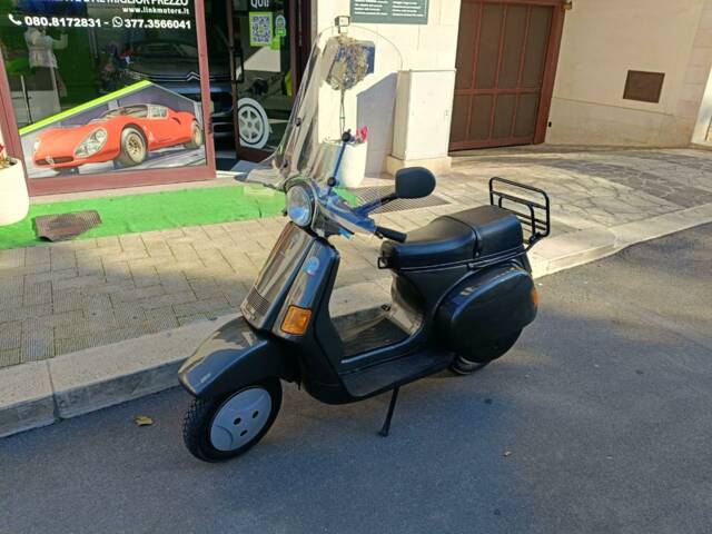 Piaggio Vespa Cosa 125
