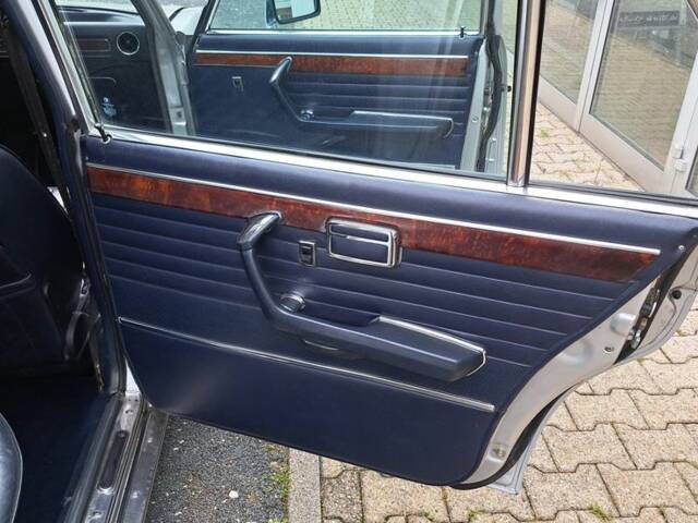 BMW 3,3 Li
