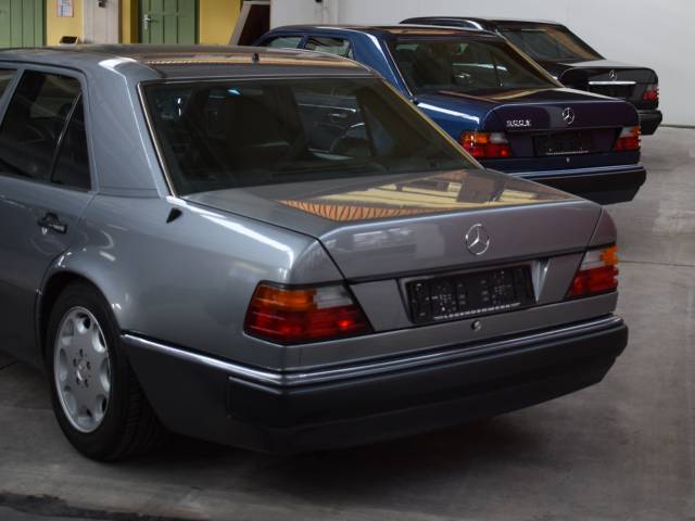 Mercedes-Benz 500 E
