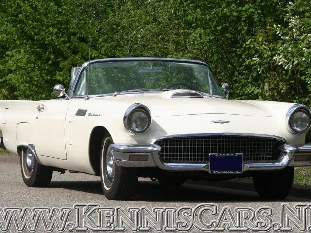 Ford Thunderbird