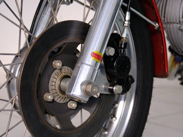 Ducati 750 GT