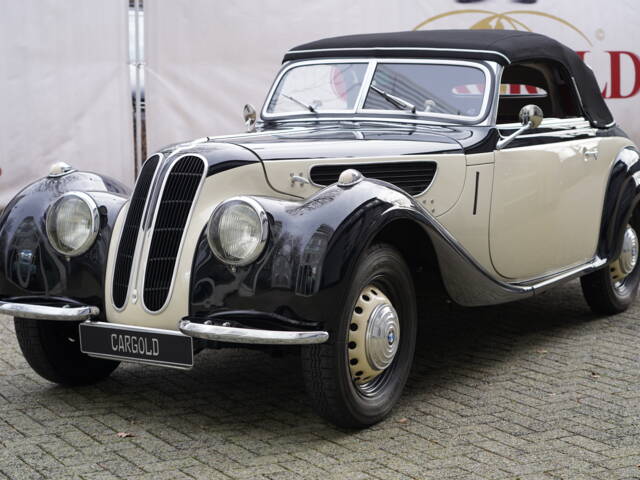 Bild 1/30 von BMW 327 (1939)