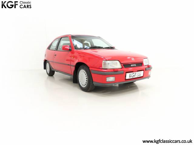 Imagen 1/30 de Vauxhall Astra GTE (1987)