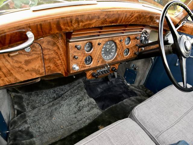 Rolls-Royce Silver Wraith