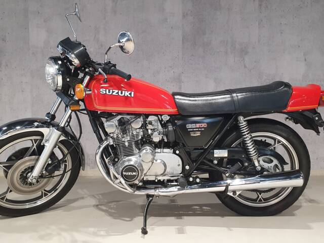 Suzuki GS 500
