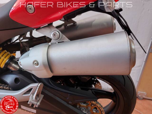 Ducati Monster 696 Plus