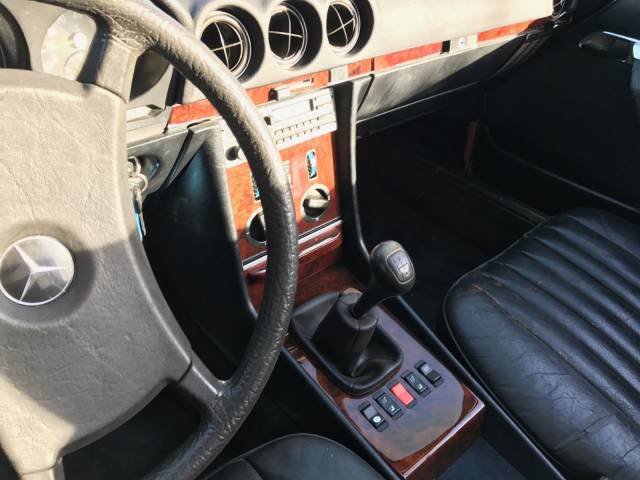 Mercedes-Benz 280 SL