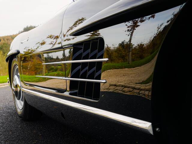 Mercedes-Benz 300 SL Roadster