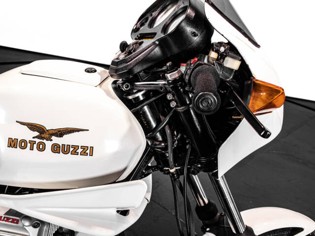 Moto Guzzi V 65 Lario