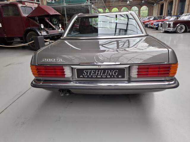 Mercedes-Benz 280 SL