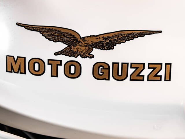 Moto Guzzi V 65 Lario