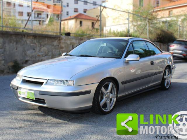 Imagen 1/10 de Opel Calibra 2,0 (1990)