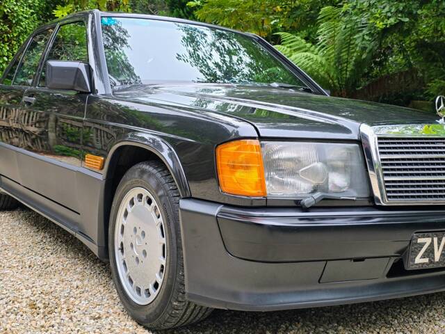 Mercedes-Benz 190 E 2.3-16