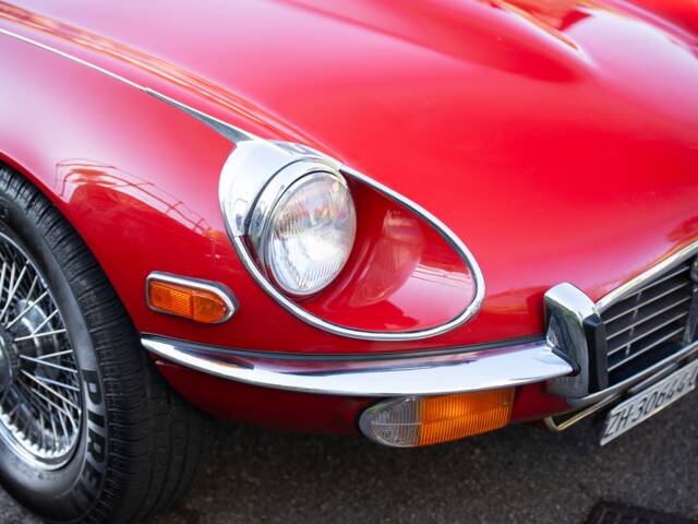 Jaguar E-Type V12 (2+2)