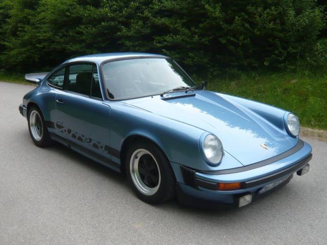 Porsche 911 Carrera 2.7
