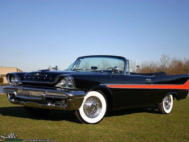 Image 1/20 of DeSoto Firesweep (1958)