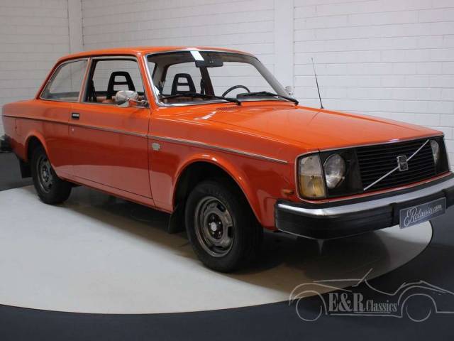 Image 1/31 of Volvo 66 (1975)