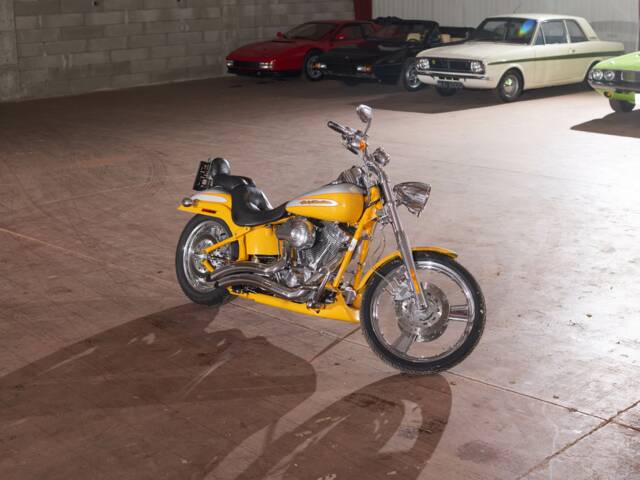 Harley-Davidson FXSTD-SE2 Screamin’ Eagle Softail Deuce CVO
