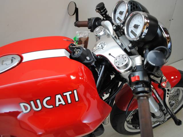 Ducati Sport 1000