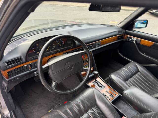 Mercedes-Benz 500 SEL