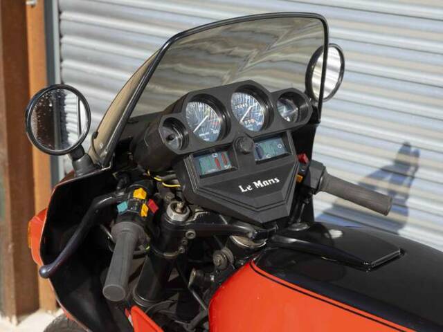 Moto Guzzi 850 LeMans II